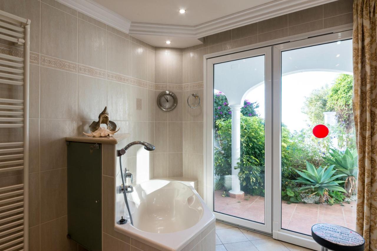 Relaxing Villa Heated Pool Luxurious Views Massage Санта-Урсула Экстерьер фото